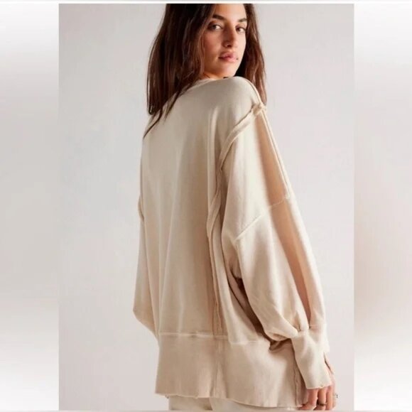 NWOT We The Free Graphic Camden Pullover Heart size- LARGE - Picture 4 of 6